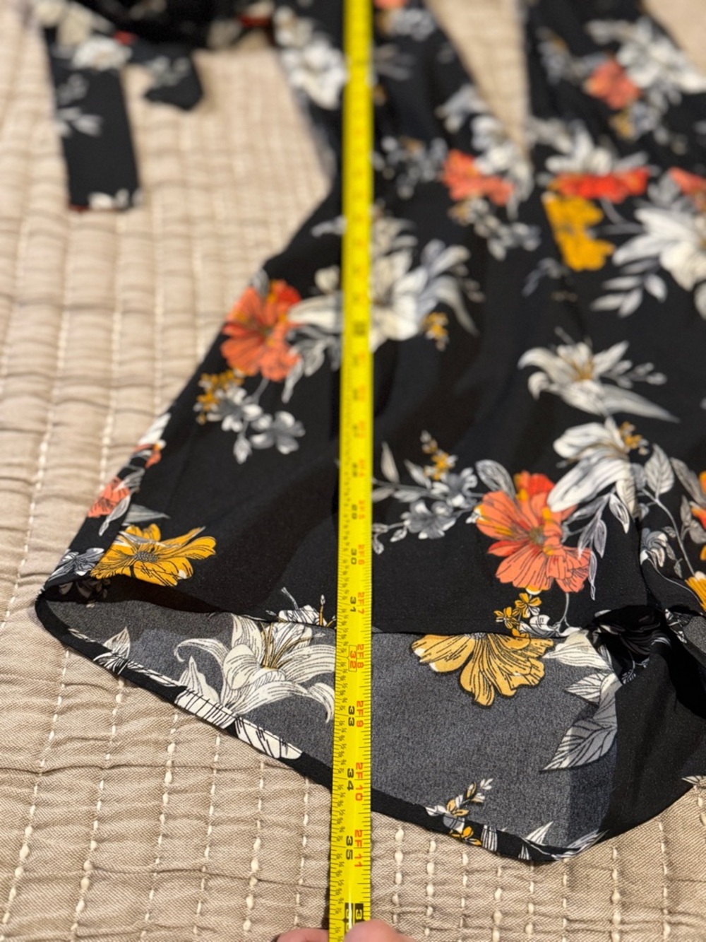 VCAY Crisscross Tie Back Floral Print Romper Size 4/6 - Picture 8 of 12